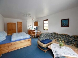 1 bedroom, WiFi, bed sheets