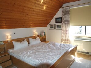 2 soverom, reiseseng for barn, wi-fi og sengetøy