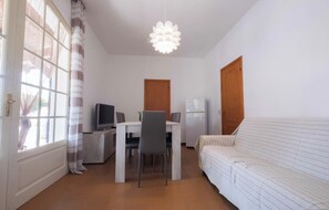 Interior - Holiday home with terrace and barbecue (Lido di Volano)