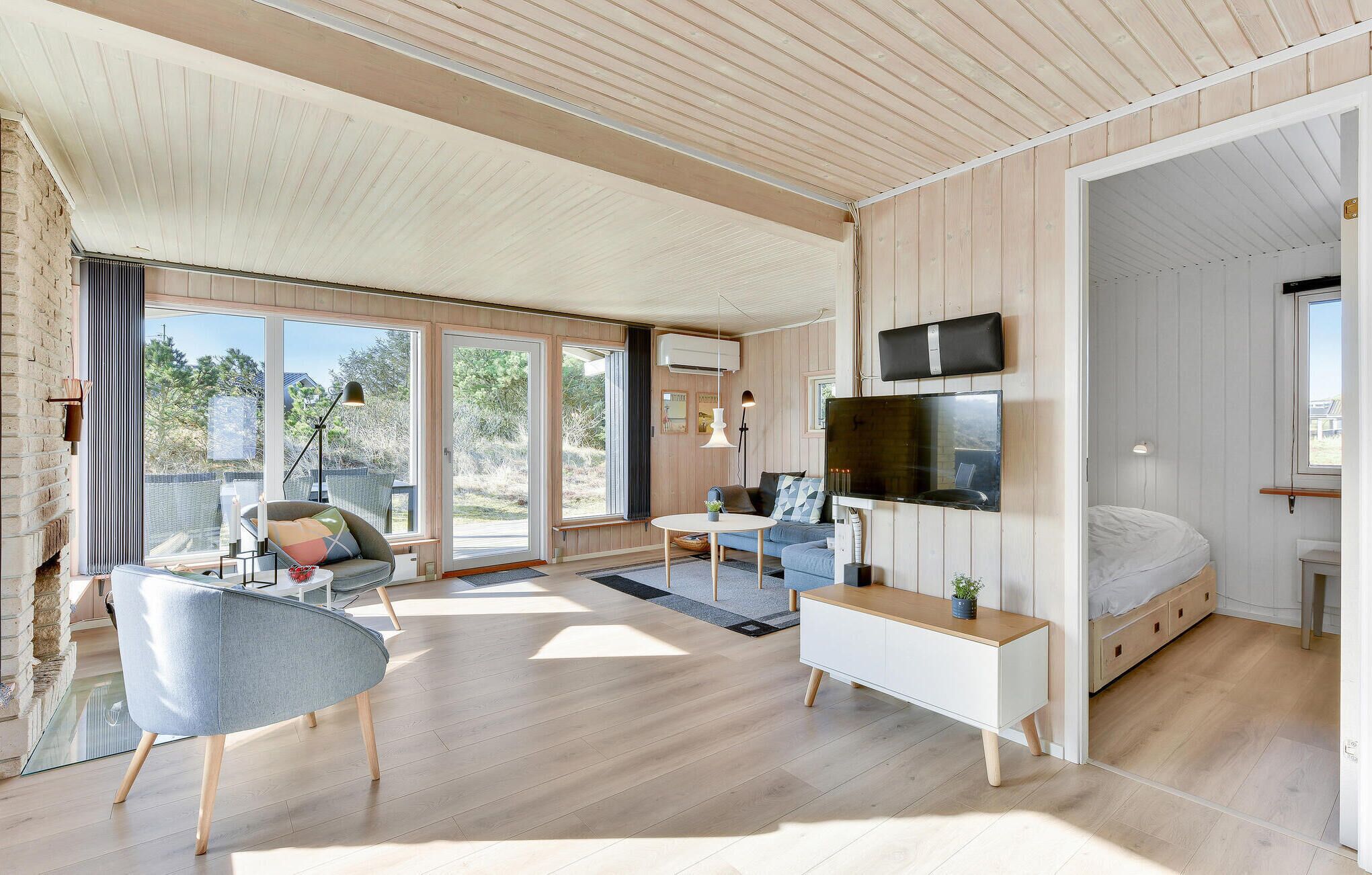 3 bedrooms, travel crib, free WiFi