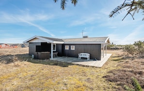 Exterior - Nice home in Hvide Sande with sauna (Hvide Sande)