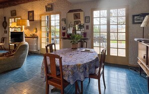 Dining - Amazing home in Gargas (Gargas)