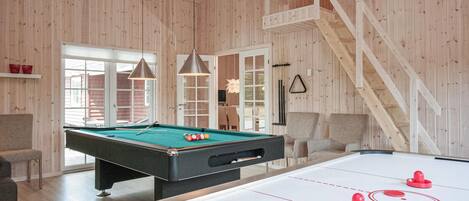 Spielezimmer