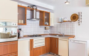Kühlschrank, Herdplatte, Geschirrspüler