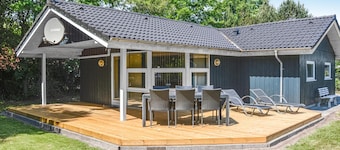 Cozy home in Hemmet with sauna