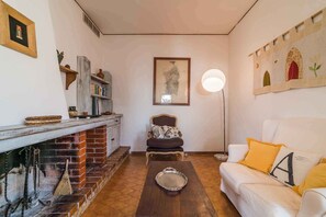 TV - Holiday home mit Meerblick (Cala Gonone)