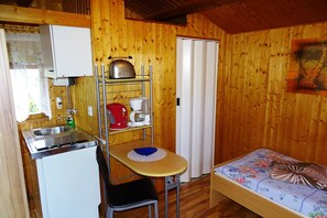 1 dormitorio y ropa de cama