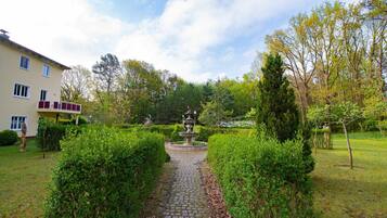 Jardines del alojamiento