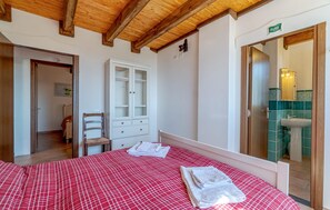 3 habitaciones, cuna de viaje y wifi gratis 