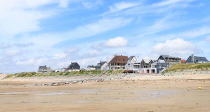 Belle maison Ă Pirou-Plage avec WiFi