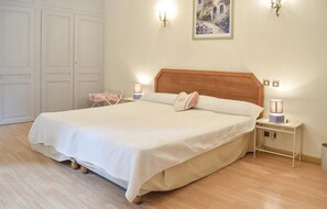 3 chambres, lit parapluie, Wi-Fi gratuit, draps fournis