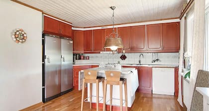 Superbe maison de 4 chambres à MÄlerÄs