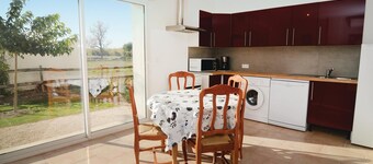 Lovely home in Le Sambuc