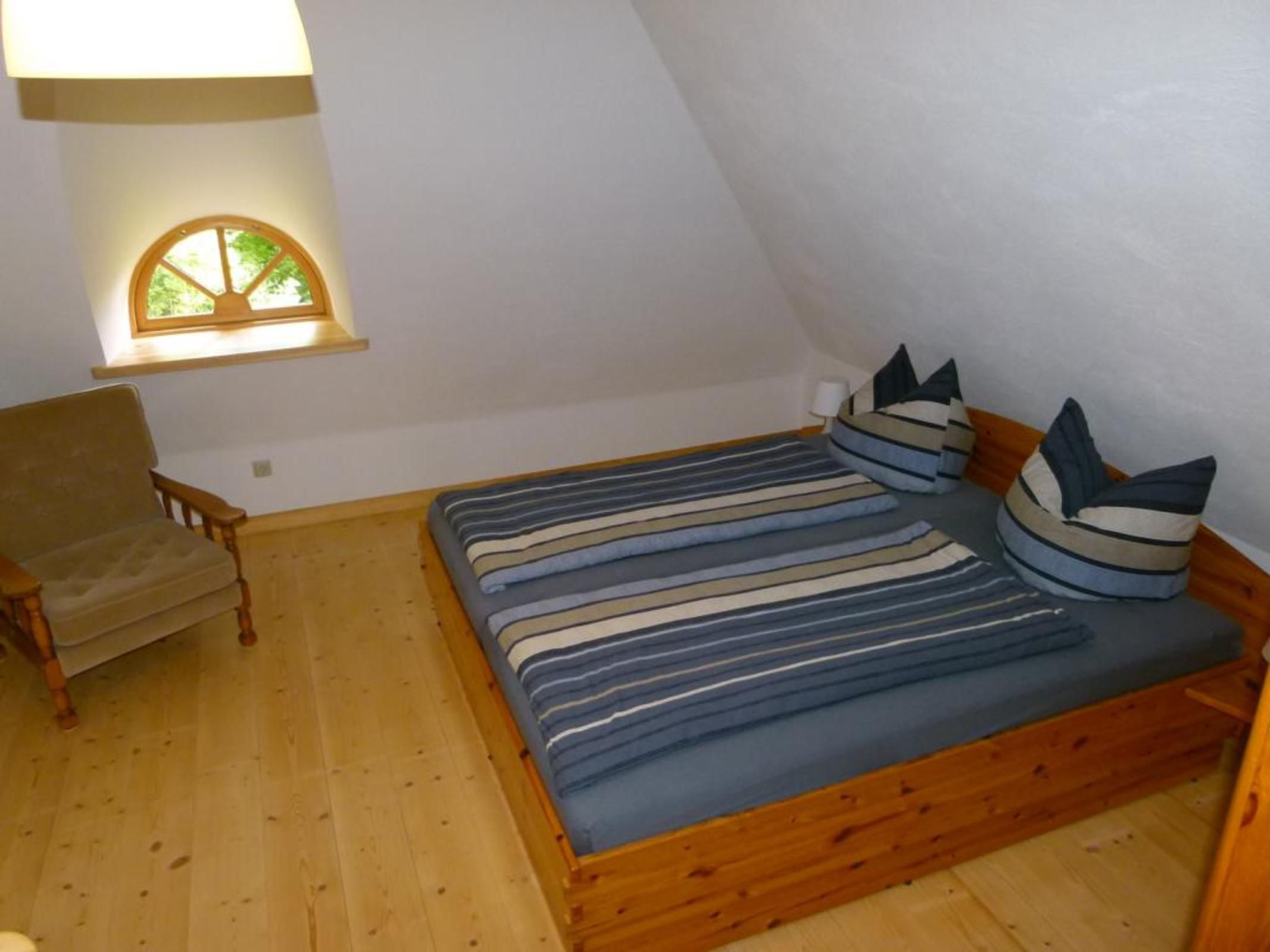 2 Schlafzimmer, Reisekinderbett, WLAN, Bettwäsche