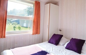 3 Schlafzimmer, Reisekinderbett, BettwÀsche