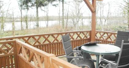 Cornils: Ferienwohnung mit Seeblick - Ferienwohnung Cornils