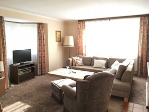Televisie en een open haard