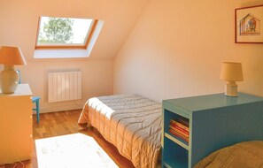 3 bedrooms, free WiFi, bed sheets