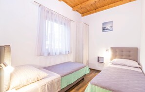 2 bedrooms, free WiFi, bed sheets