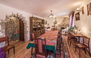 Interior - Lovely home in Vidreres with kitchen (Vidreres)