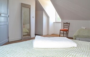 2 Schlafzimmer, Reisekinderbett, kostenloses WLAN, Bettwäsche