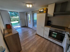 Køleskab, mikrobølgeovn, ovn, opvaskemaskine