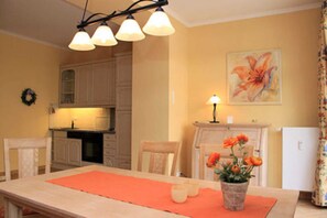 Unclassified image, 4 of 6, button - (109) 2-room apartment - apartment house Dünenschloss (Kühlungsborn)