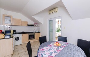 Dining - Amazing apartment in Cavtat with WiFi (Cavtat)