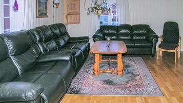 Televisio, takka, DVD-soitin