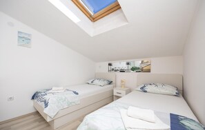 2 Schlafzimmer, Reisekinderbett, kostenloses WLAN, Bettwäsche