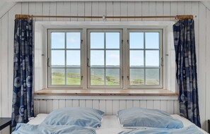 5 bedrooms, free WiFi - Gorgeous home in Slagelse with kitchen (Slagelse)