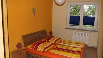 3 Schlafzimmer, Reisekinderbett, WLAN, Bettwäsche