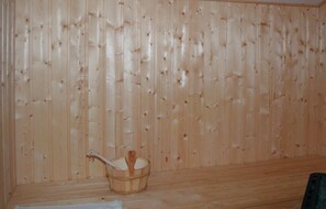 Sauna - Cozy home in Glesborg with sauna (Glesborg)