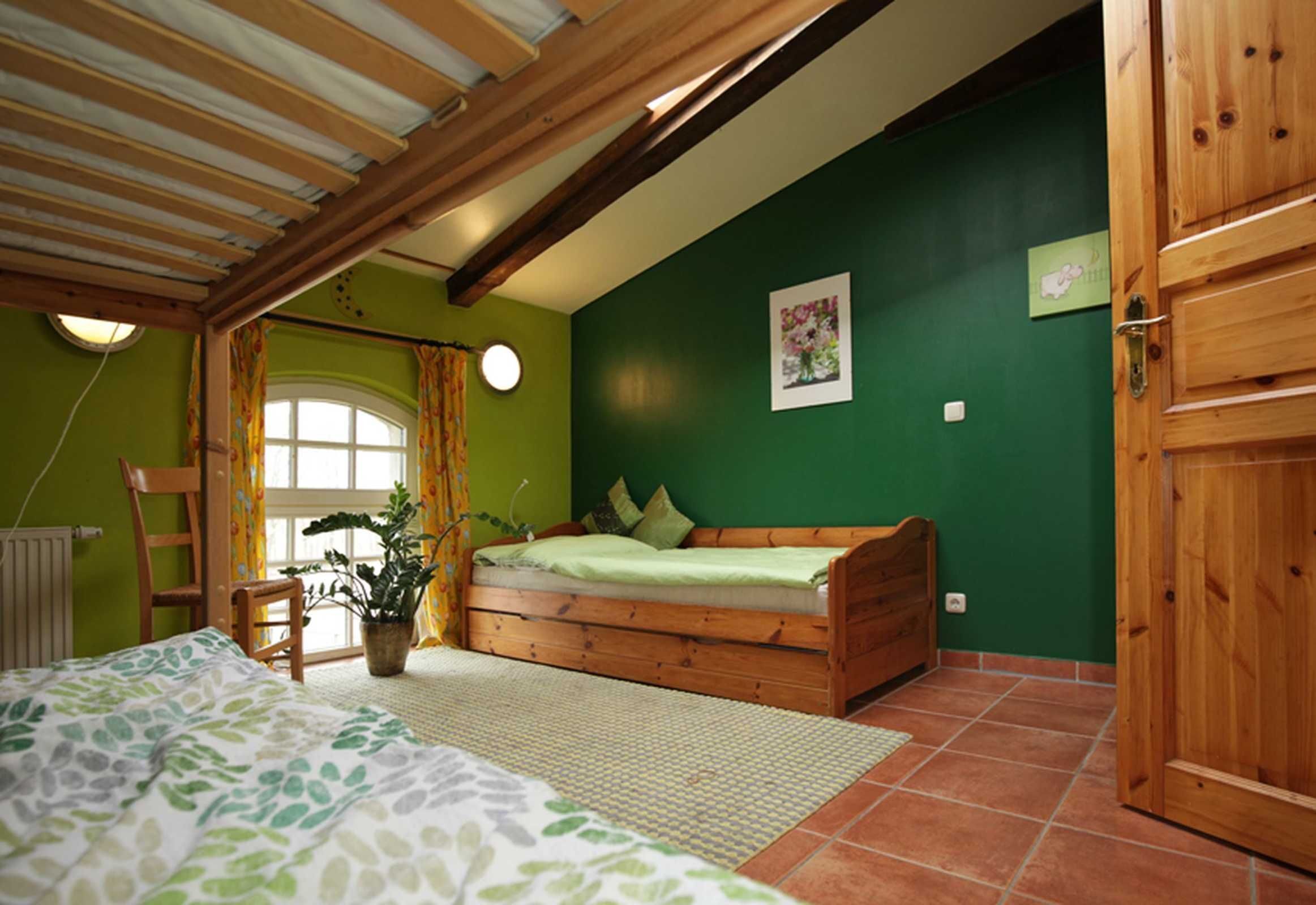 2 Schlafzimmer, Reisekinderbett, WLAN, Bettwäsche