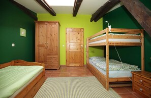 2 bedrooms, travel crib, WiFi, bed sheets