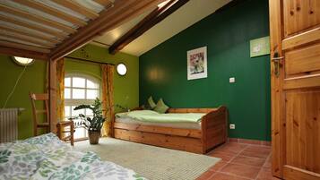2 dormitorios, cuna de viaje, wifi y ropa de cama