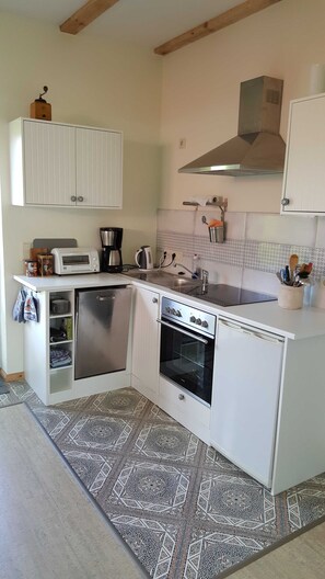Fridge, oven, dishwasher - Nice apartment in the middle of the lake district - apartment (Blankensee)