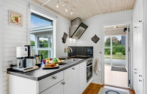 Kühlschrank, Herdplatte, Geschirrspüler