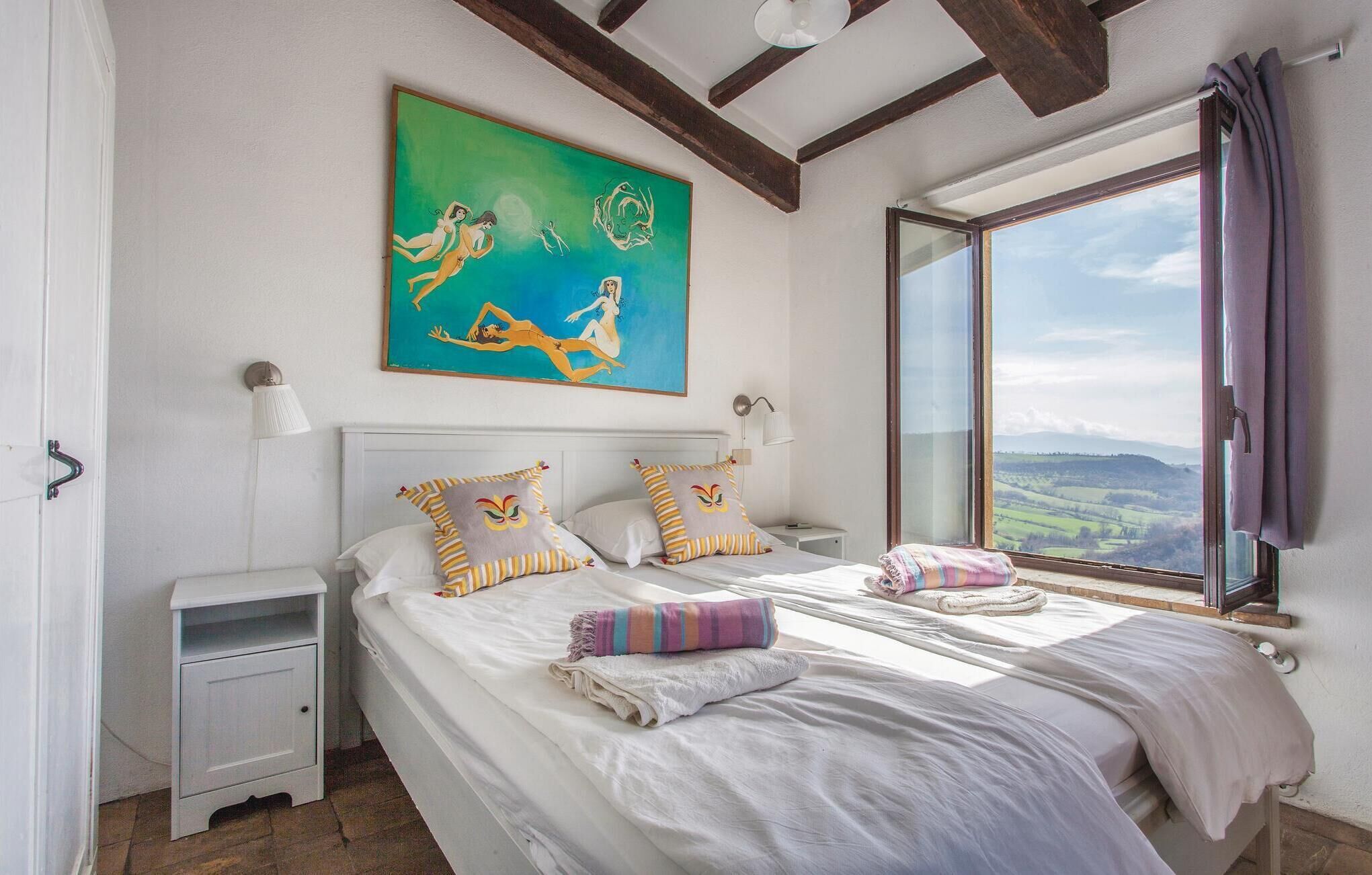 2 dormitorios, cuna de viaje, wifi gratis y ropa de cama