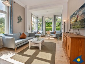 Nicht klassifiziertes Bild, 2 von 24, Schaltfläche