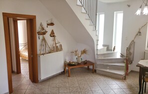 4 Schlafzimmer, Reisekinderbett, kostenloses WLAN, Bettwäsche
