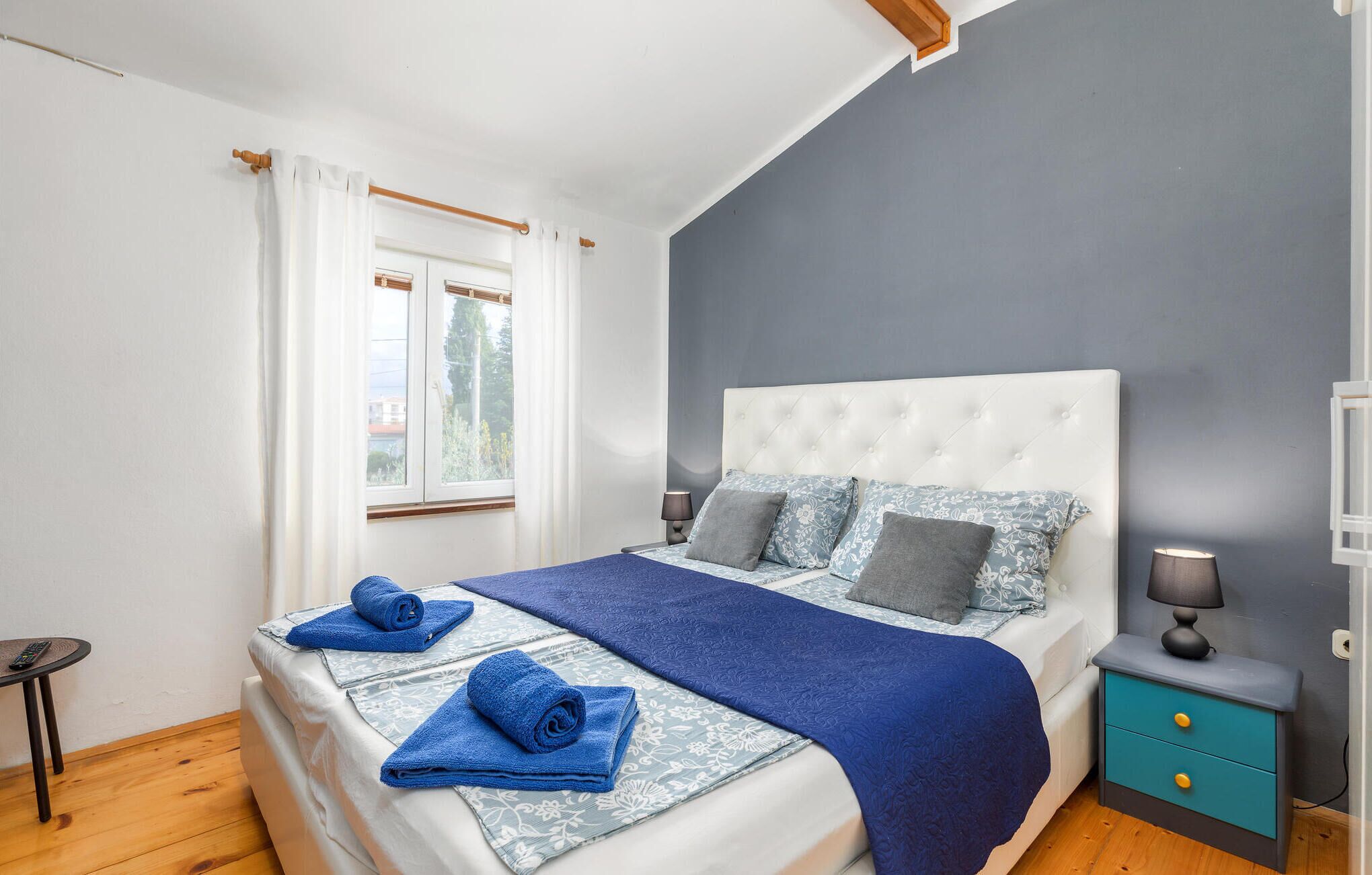 4 camere, Wi-Fi gratuito, lenzuola