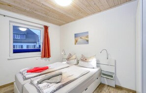 2 bedrooms, free WiFi, bed sheets