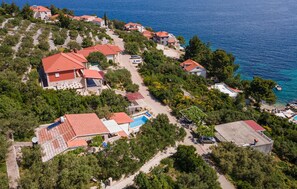 Exterior - Gorgeous home in Prigradice (Prigradice)
