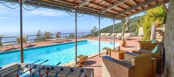 Cozy home in Castiglion F. AR