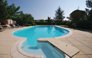 Utomhuspool