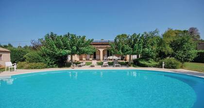 Gorgeous home in Salernes