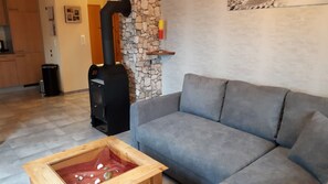 Fernseher, Kamin