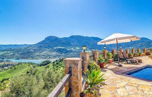 Superbe maison de 2 chambres à El.