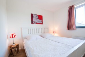 3 室のベッドルーム、WiFi、ベッドシーツ